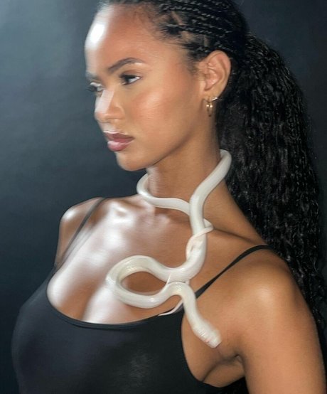 Juliana Nalu star du porno nue archive