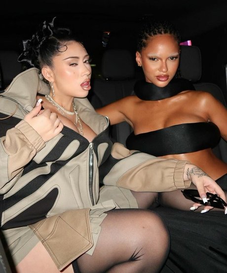 Juliana Nalu estrella porno atractiva recopilación