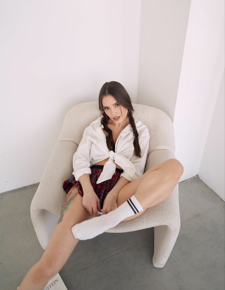 Katya Kotaro actrice chaude archive