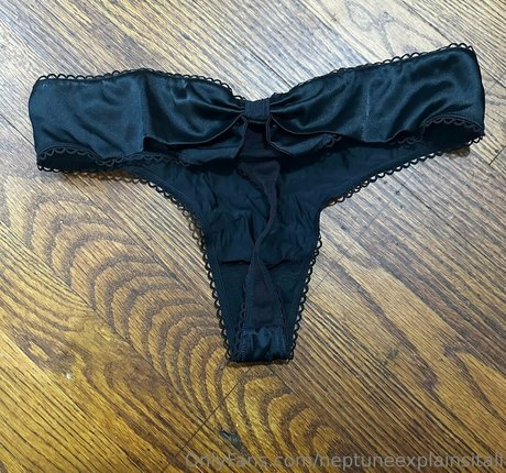 neptuneexplainsitall modèle de sexe photo