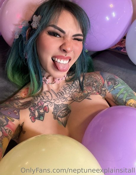 neptuneexplainsitall star du porno chaude images