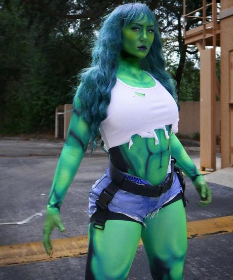 Nikkita Lyons étoile sexy galeries