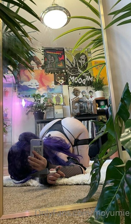 Moyumii actrice xxx archive