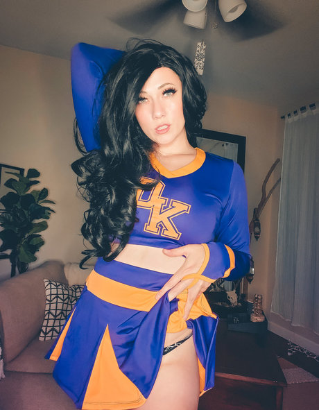 Lindsay Elyse estrella agradable archivo