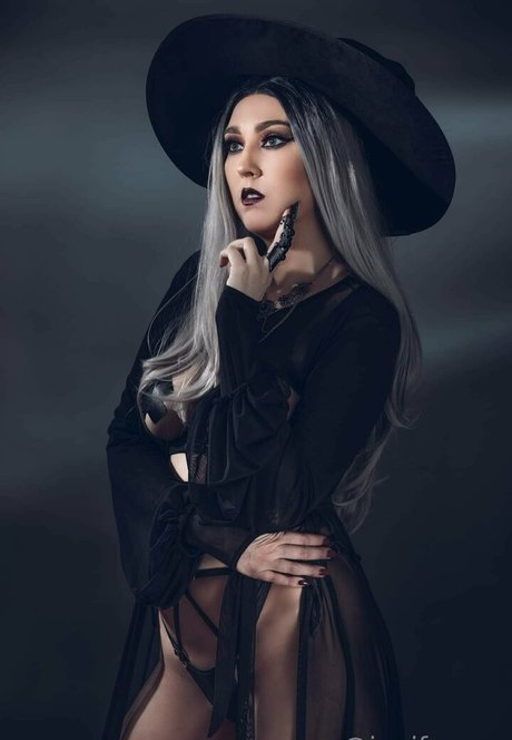 ojeniferann actrice de grande qualité img