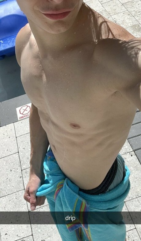 nate shreds model hot picture