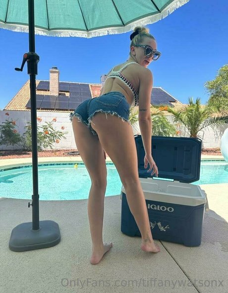 tiffanywatsonx modelo atractivo imágenes