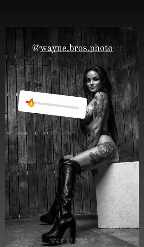 Dzsenifer Vajai libre de estrellas recopilación