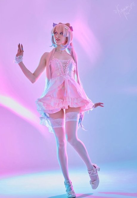 Kawaii Fox Tyan modelo superior imagen