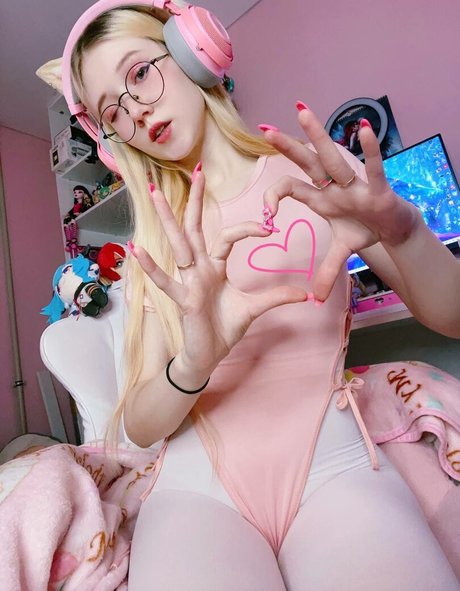 Kawaii Fox Tyan bonita modelo imágenes