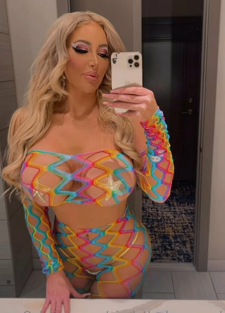 nicolettesheasquad estrella bonita foto