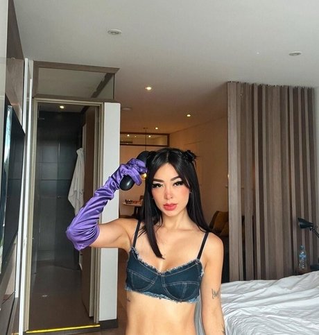 Caelike modelo hd imagen