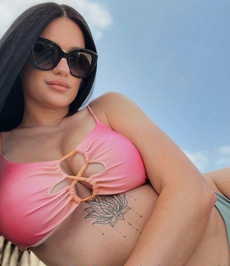 goddessmona 91 nude model photo