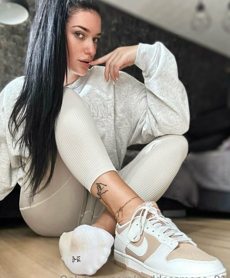 goddessmona 91 pornstar pretty gallery