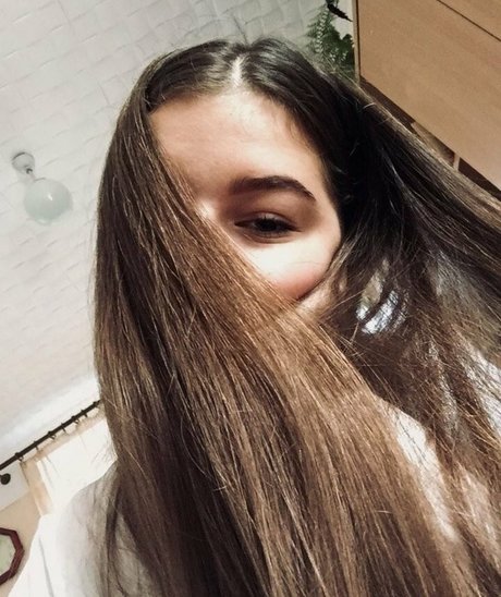 valya_ modèle de sexe photos