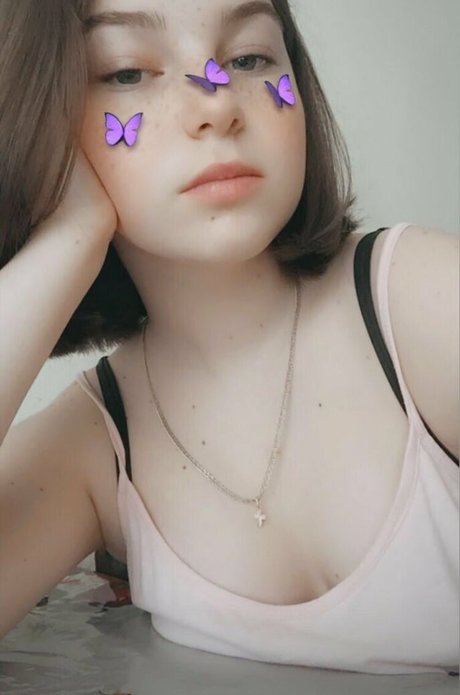 valya_ modelo gratis imágenes