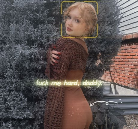 Life With Mak model sex image