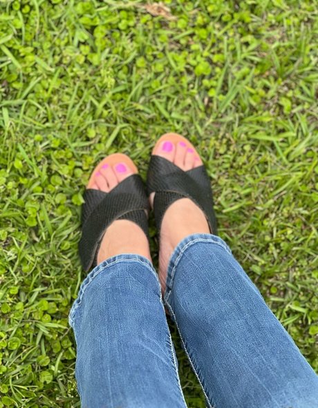 wifeyassandfeet Miniatura