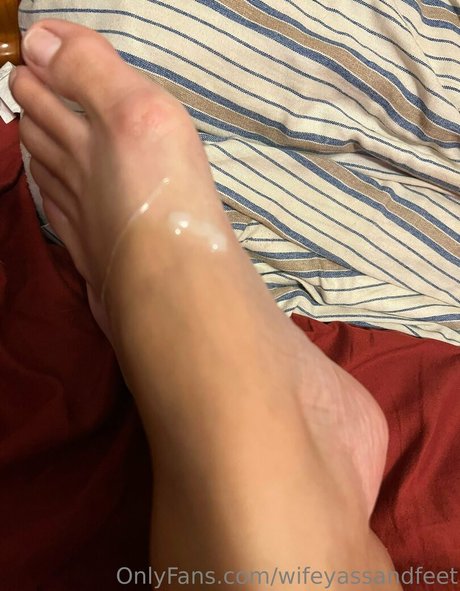 wifeyassandfeet xxx étoile photo