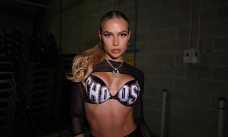 Maxxine Dupri modèle joli archive