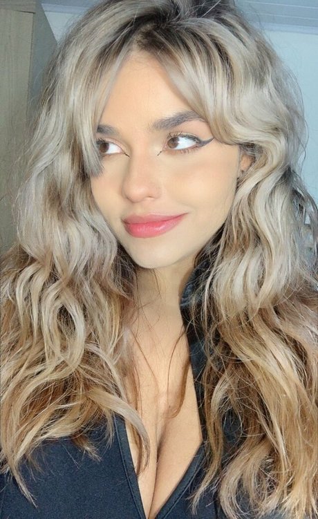 Robertinha modelo xxx foto