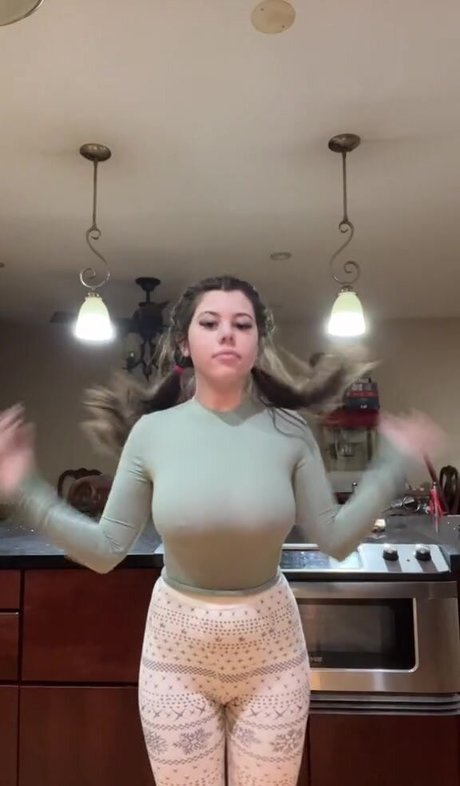 bethanylouwhoo estrella de alta calidad imagen