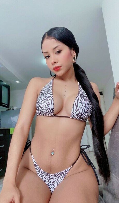 Danielarb2000 adult actress gallery