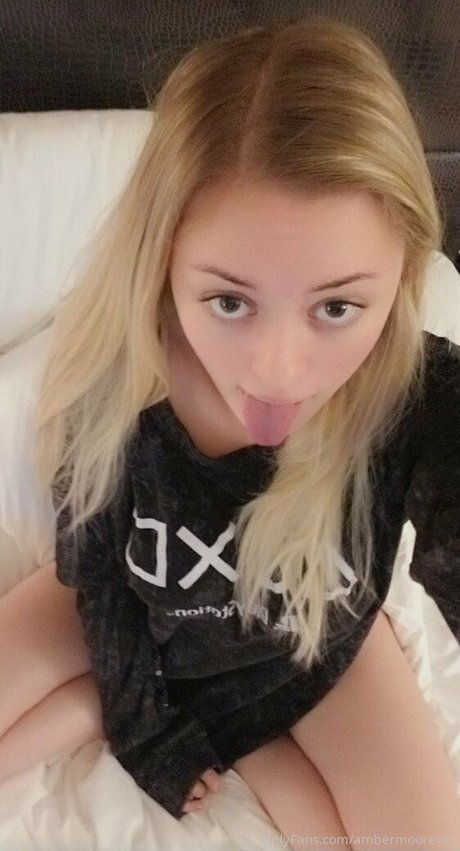 Amber Moore sexo estrella galería