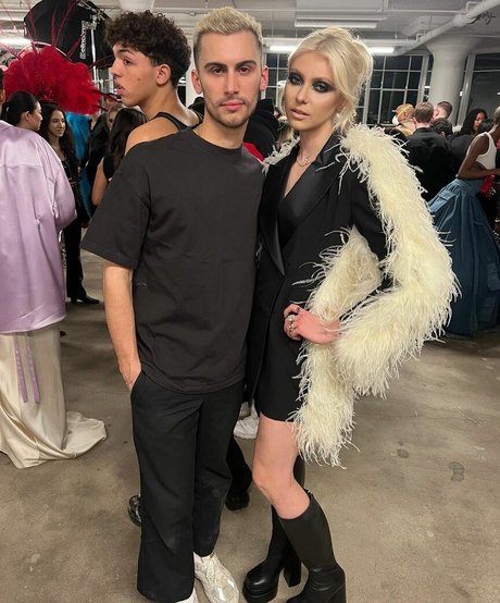 Taylor Momsen actrice chaude galerie