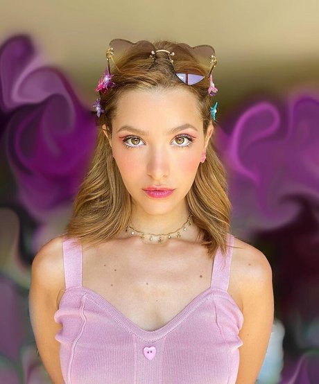 ASMR Glow pornstar sexy photo