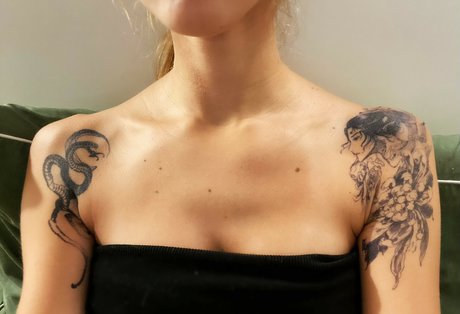 ASMR Glow sexe star du porno galerie