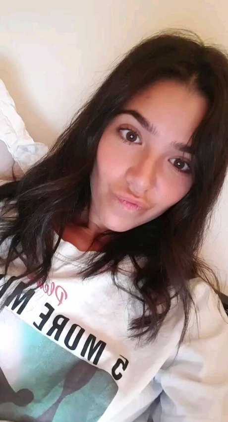ASMR Glow pornstar sexy photos