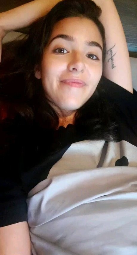 ASMR Glow bonita actriz fotos