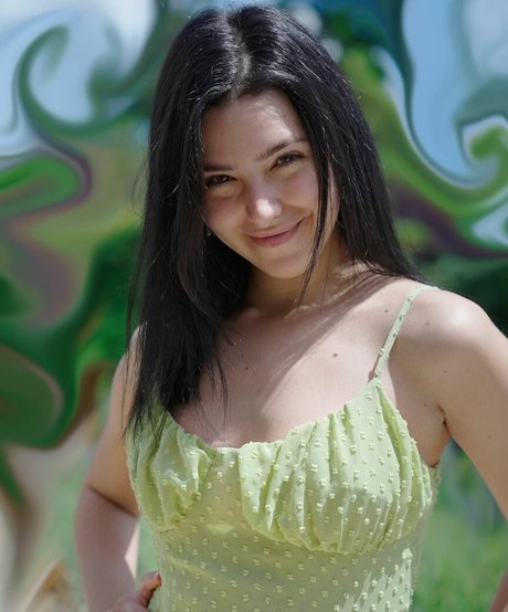 ASMR Glow actrice nue photo