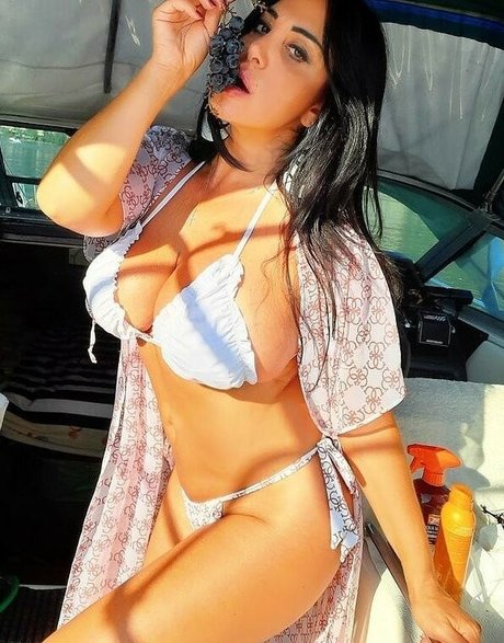 Marika Fruscio estrella caliente galería