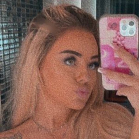 Makayla Weaver star hd picture