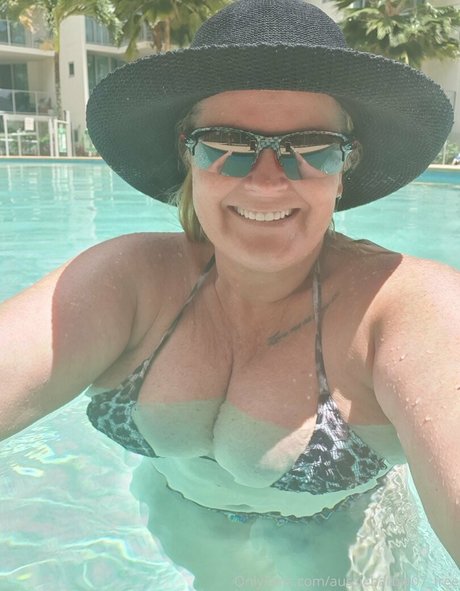 chubby nude onlyfans top gallery