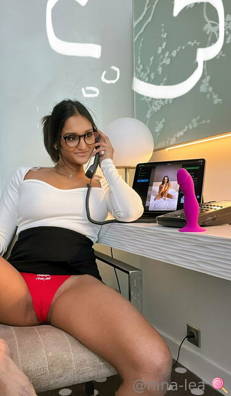 nina lea jolie star du porno des photos