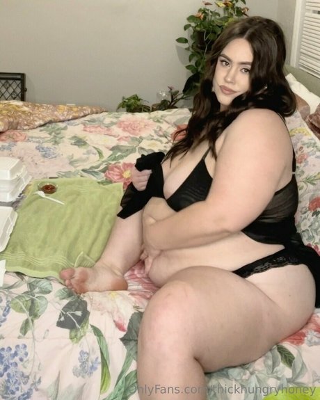 thickhungryhoney star pornographique galerie