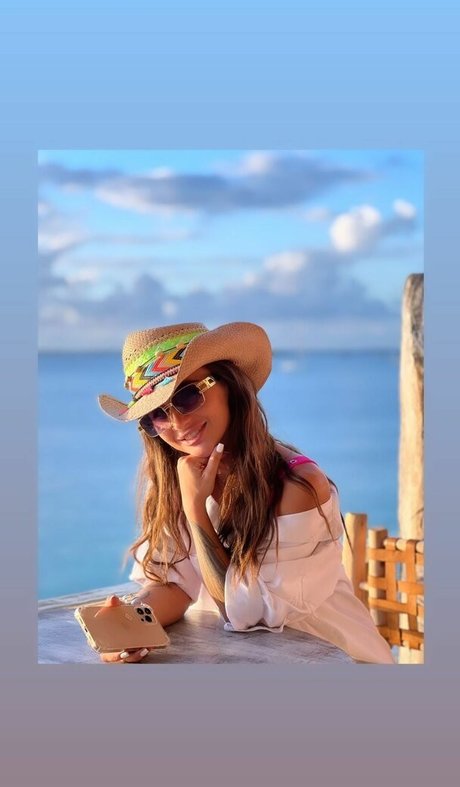 Marina Rebediuk actriz de desnudos recopilación