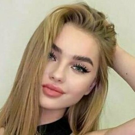 come to my bad modelo adulto imagen