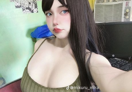 miraaamiku actrice hd image