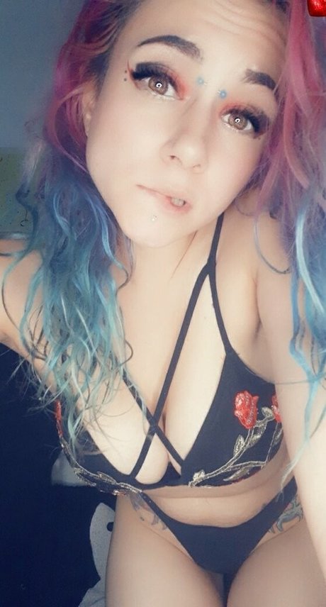 freetheo0pepper0o modèle chaud photos