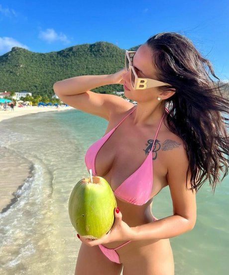 Bojana Stevanovic erotic actress photo