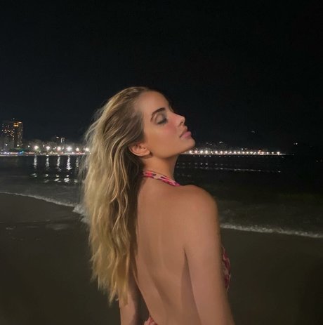 Giovanna Chaves estrella sexy galería