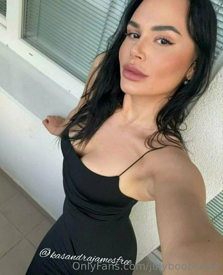 julyboobsfree nus étoiles collection