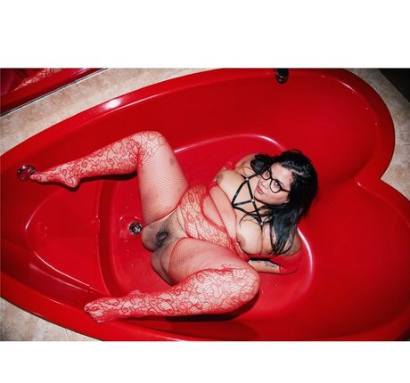 thebreanakhalo actrice sexy photo