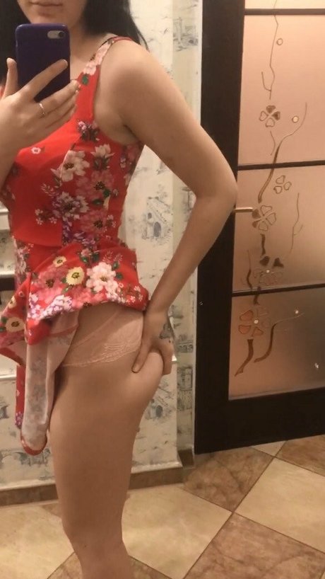 greendream69 naked pornstar image