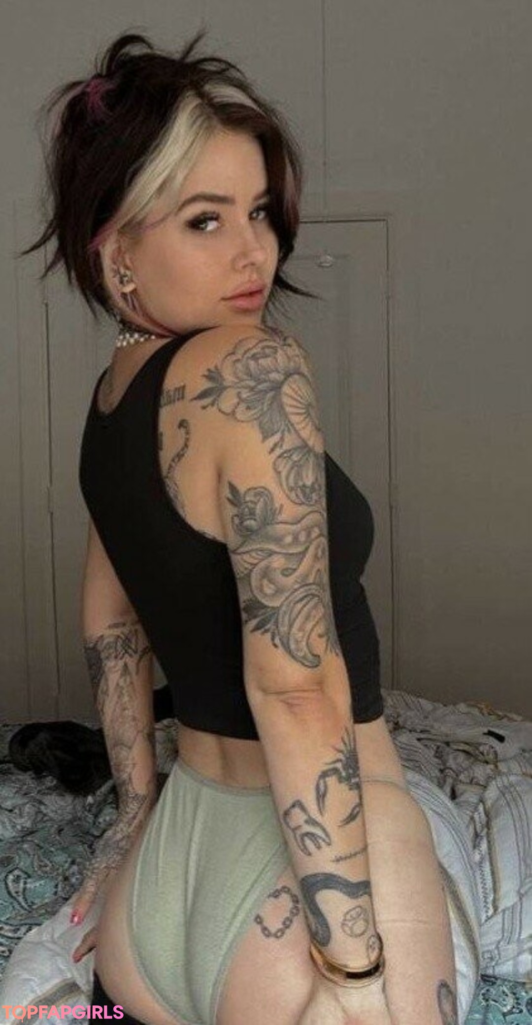 cire onlyfans parfait et sexy photos