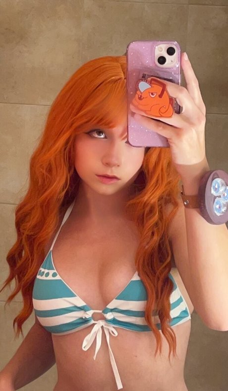 Rockruff actrice chaude image